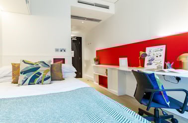 Deluxe En Suite, Spring Mews, Tinworth Street, Vauxhall, London - Image 2